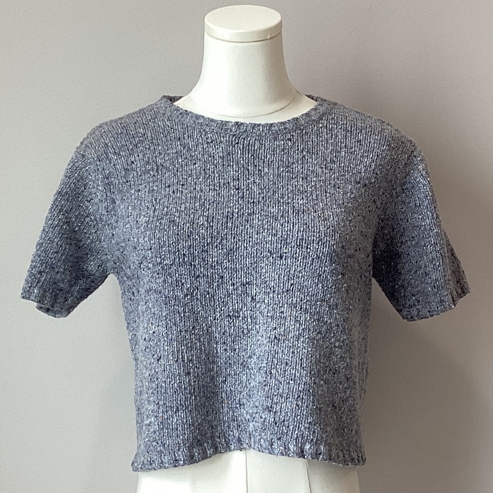GAP Short Sleeved Crop Silk and Wool Blend Sweater - M